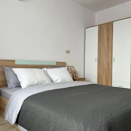 公寓 New And Stylish Tuthon 帕莫瑞