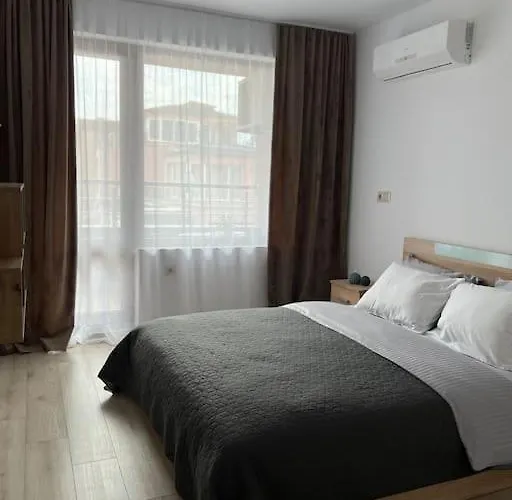 New And Stylish Tuthon Апартамент Поморие